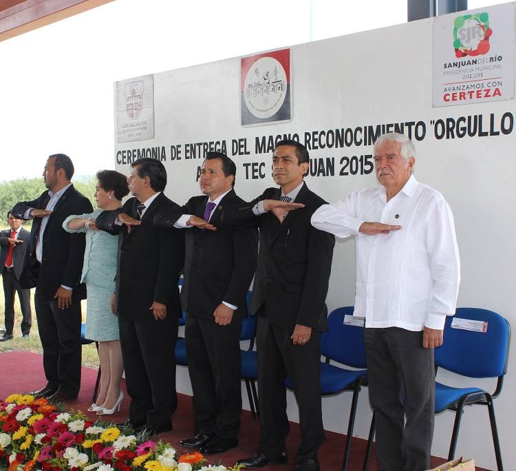 2015, Ceremonia de Entrega del Galardon Orgullo Águila