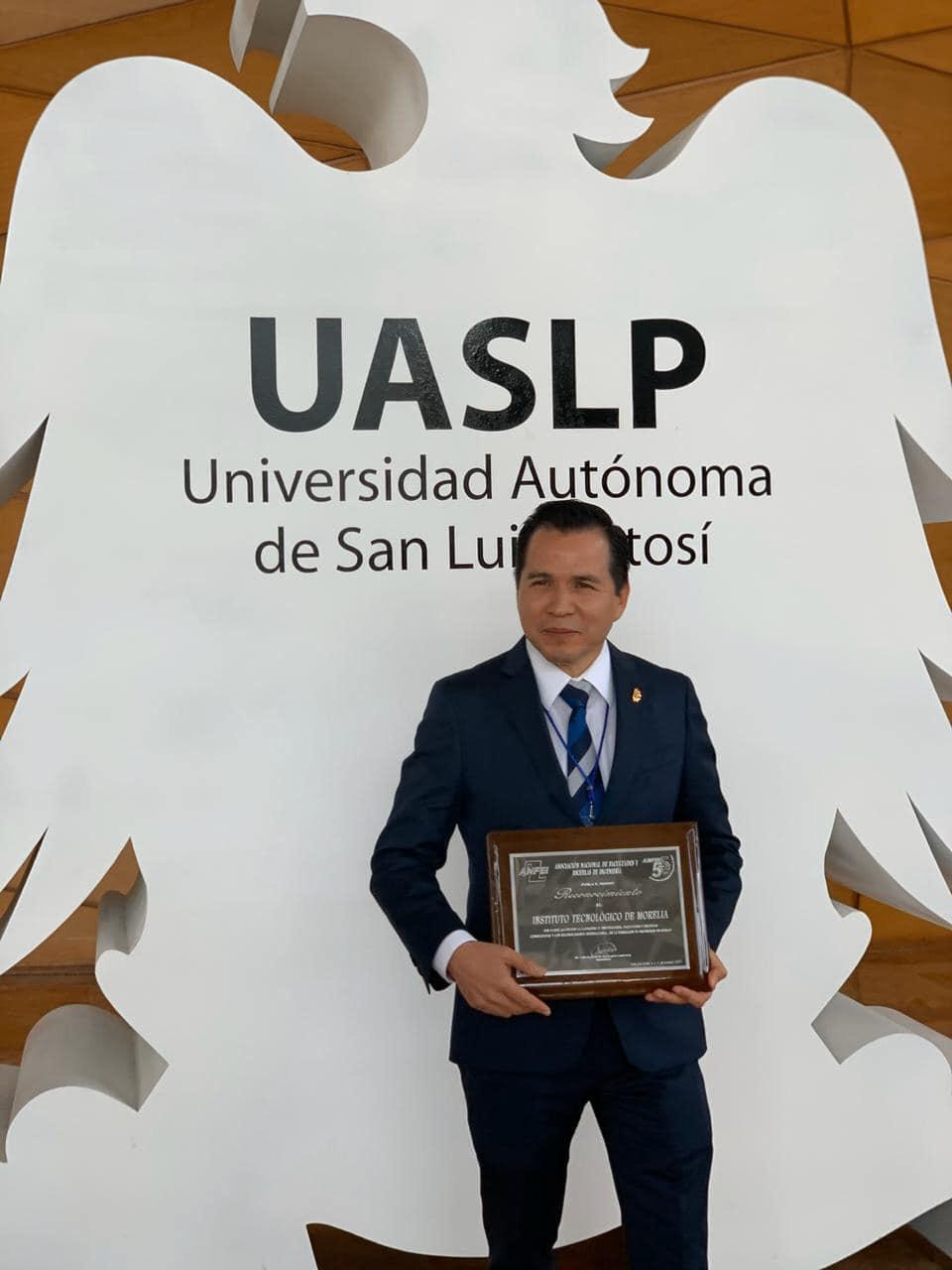 2019, Mejor Escuela de Ingeniería del País 1