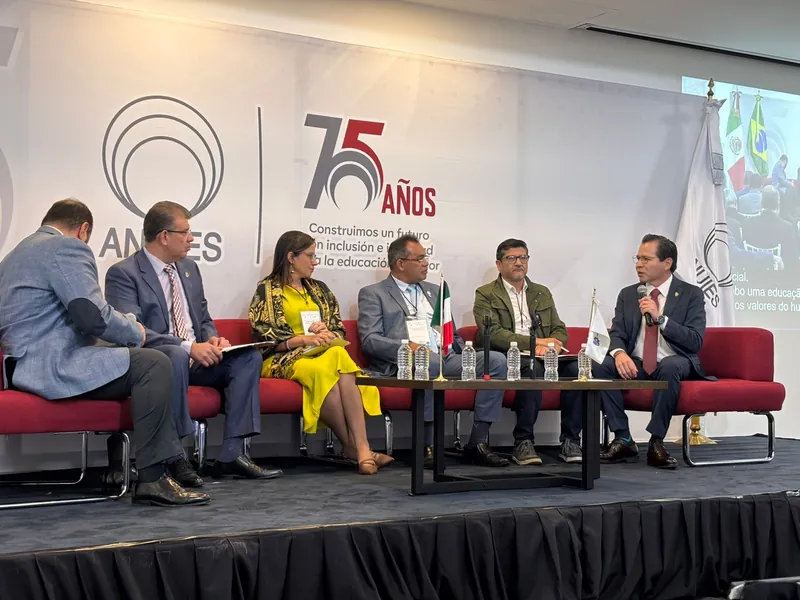 2025, Participación en el Conversatorio "La Cooperación Académica como Eje de Transformación"