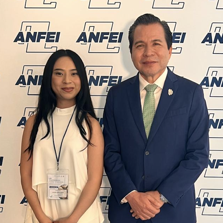 2025, Alumna del ITA  recibe del ANFEI el reconocimiento a Mejor Egresada
